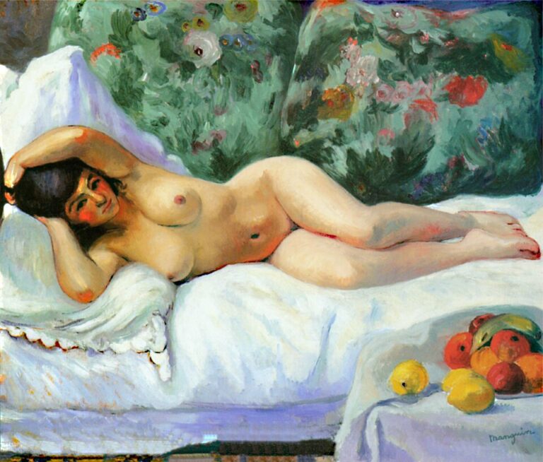 Henri Manguin’s Petite Odalisque shows a nude woman reclining on white coverings with one arm raised above her head, surrounded by green-blue floral fabric, colored shadows, and small red, yellow, and orange fruits in the lower right.